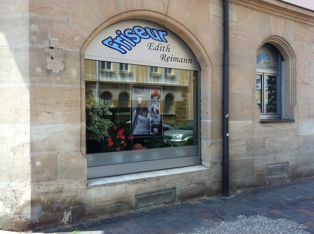Schaufensterbeschriftung in Nürnberg – Beispiel 4